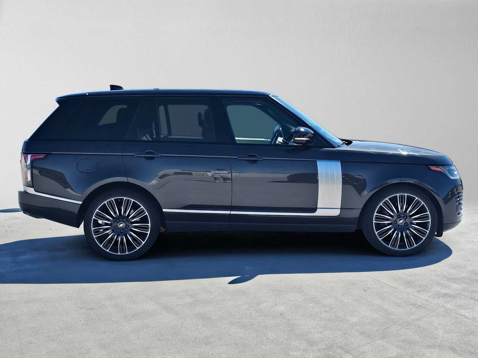 Used 2020 Land Rover Range Rover HSE AWD/4WD image 6