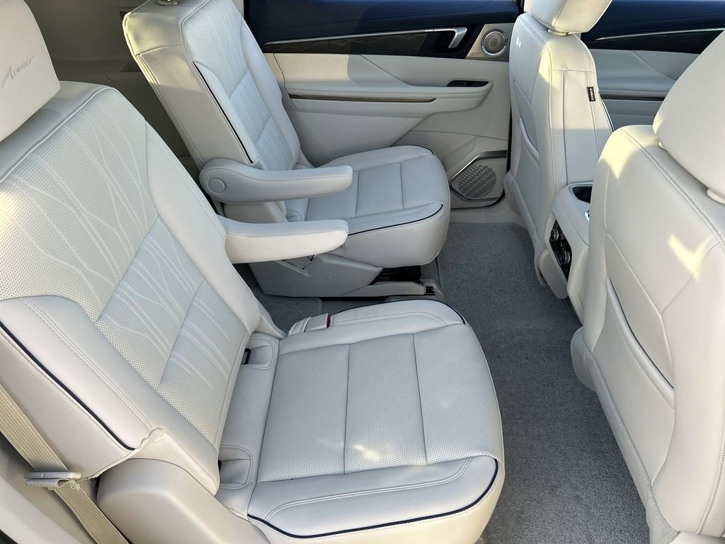 New 2026 Buick Enclave Avenir w/ Super Cruise Package AWD/4WD image 28