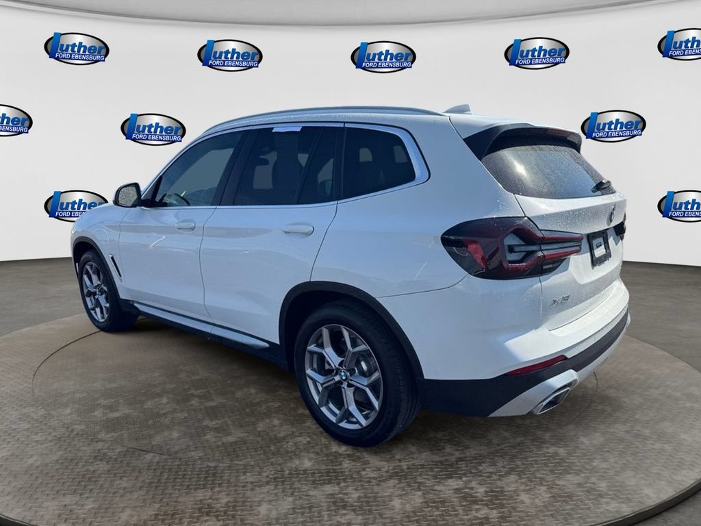 Used 2023 BMW X3 xDrive30i w/ Premium Package AWD/4WD image 3
