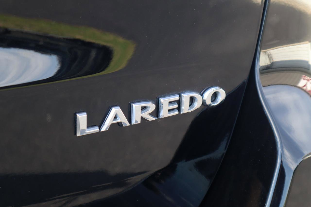 Used 2019 Jeep Grand Cherokee Laredo w/ 18" Wheel & 8.4" Radio Group image 31