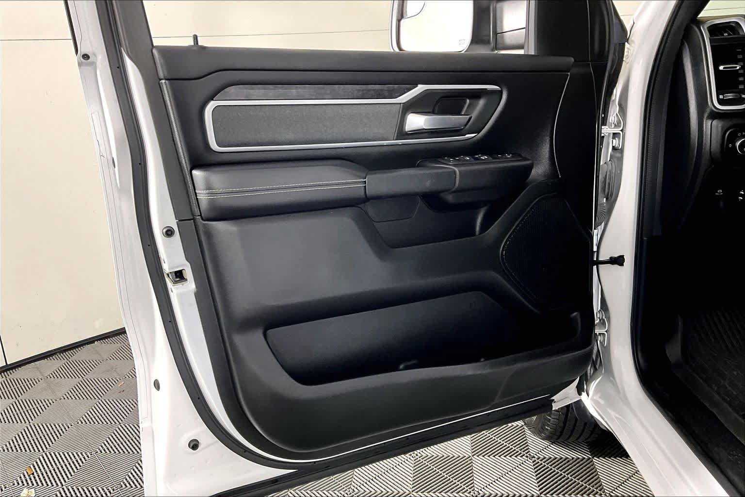 Used 2023 RAM 1500 Big Horn AWD/4WD image 20