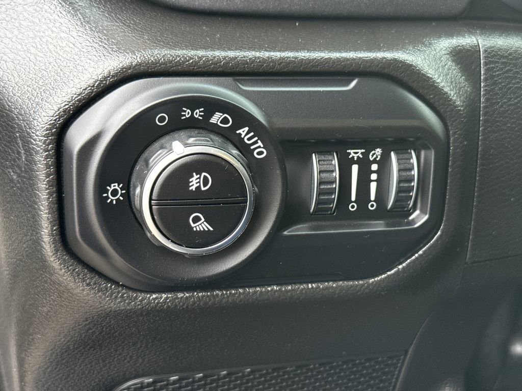 Certified 2022 Jeep Gladiator Mojave w/ LED Lighting Group image 25