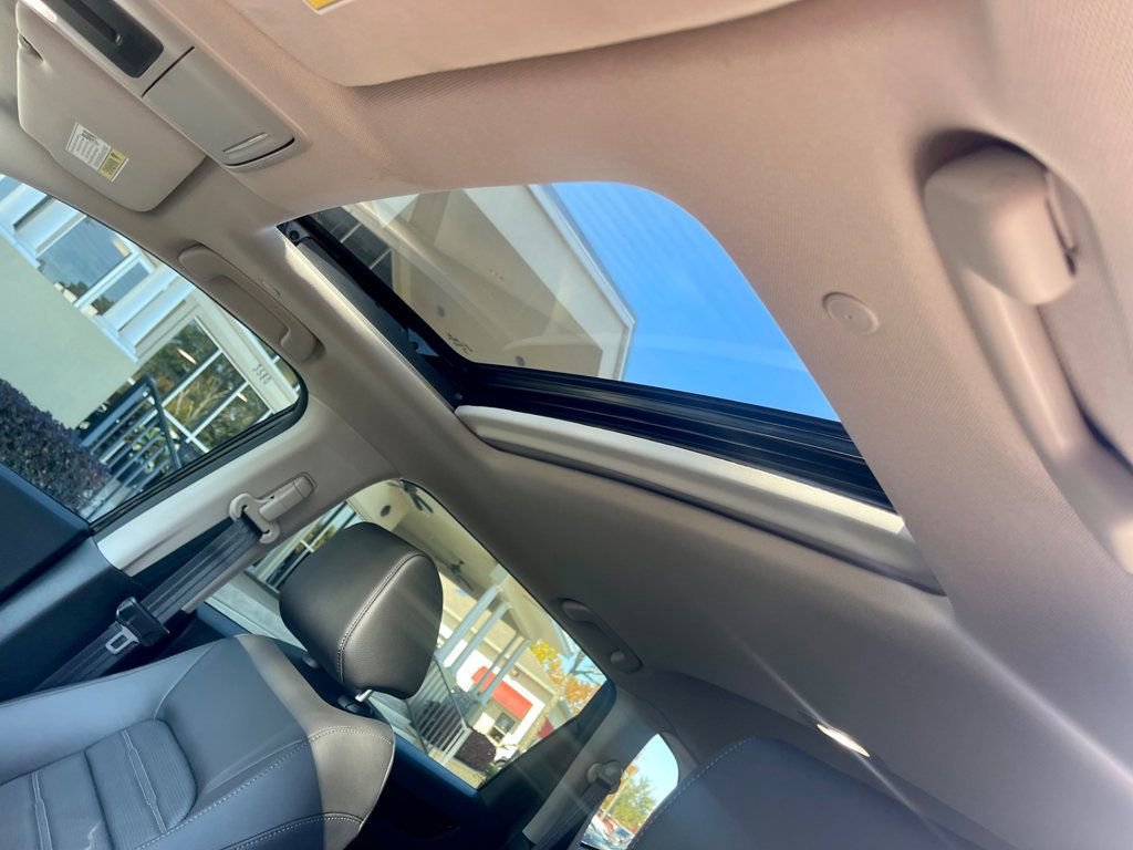 Used 2026 Honda CR-V EX-L image 17