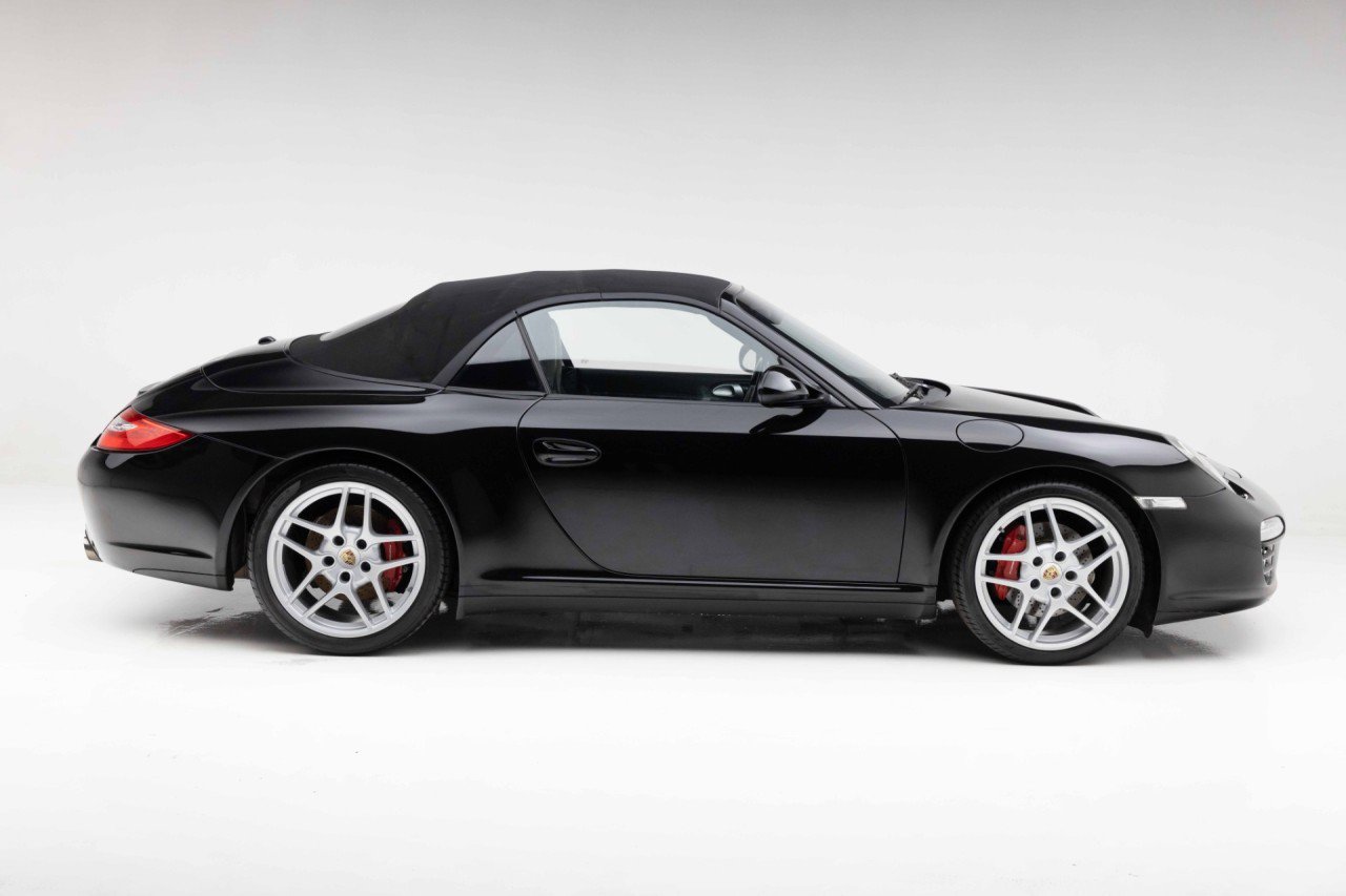 Used 2009 Porsche 911 Carrera 4S AWD/4WD image 31