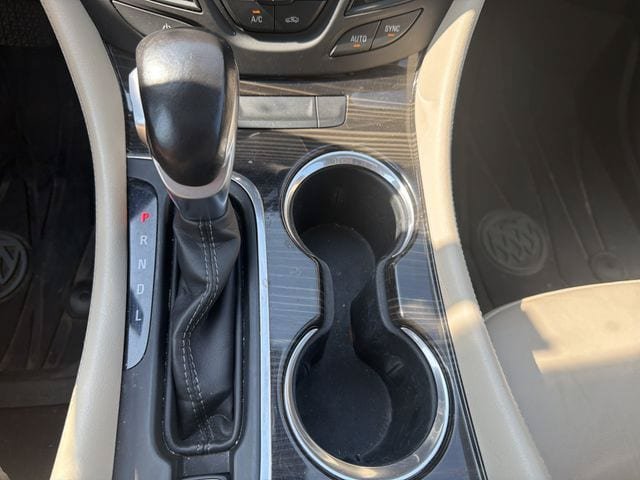 Used 2019 Buick Envision Premium w/ Driver Confidence Package AWD/4WD image 32