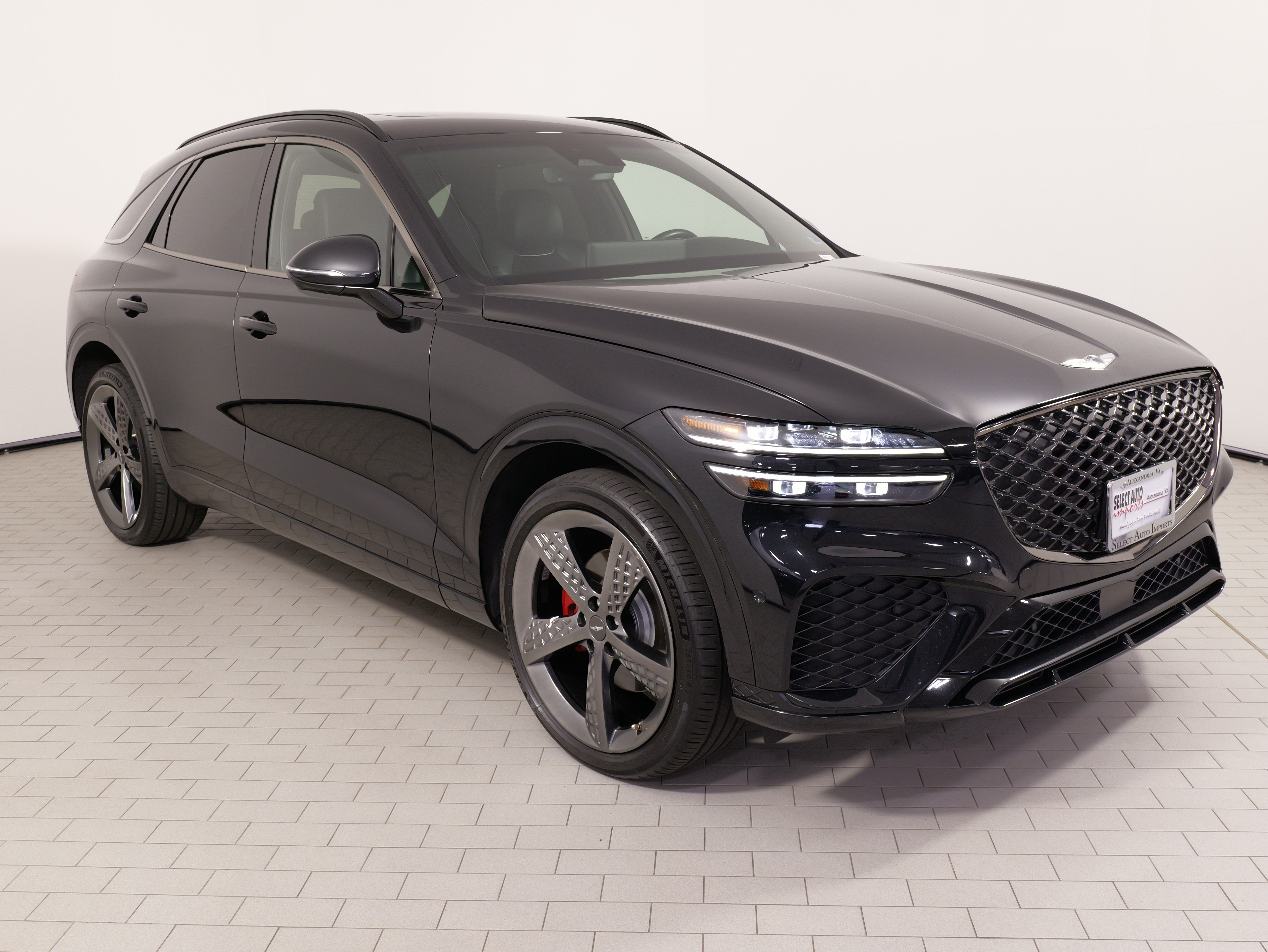Used 2022 Genesis GV70 2.5T w/ Sport Prestige Package AWD/4WD image 6