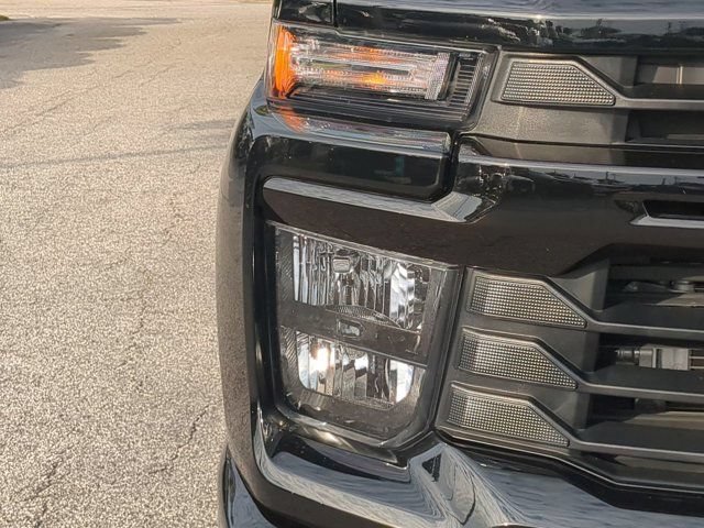 Used 2025 Chevrolet Silverado 2500 Custom w/ Custom Value Package AWD/4WD image 9