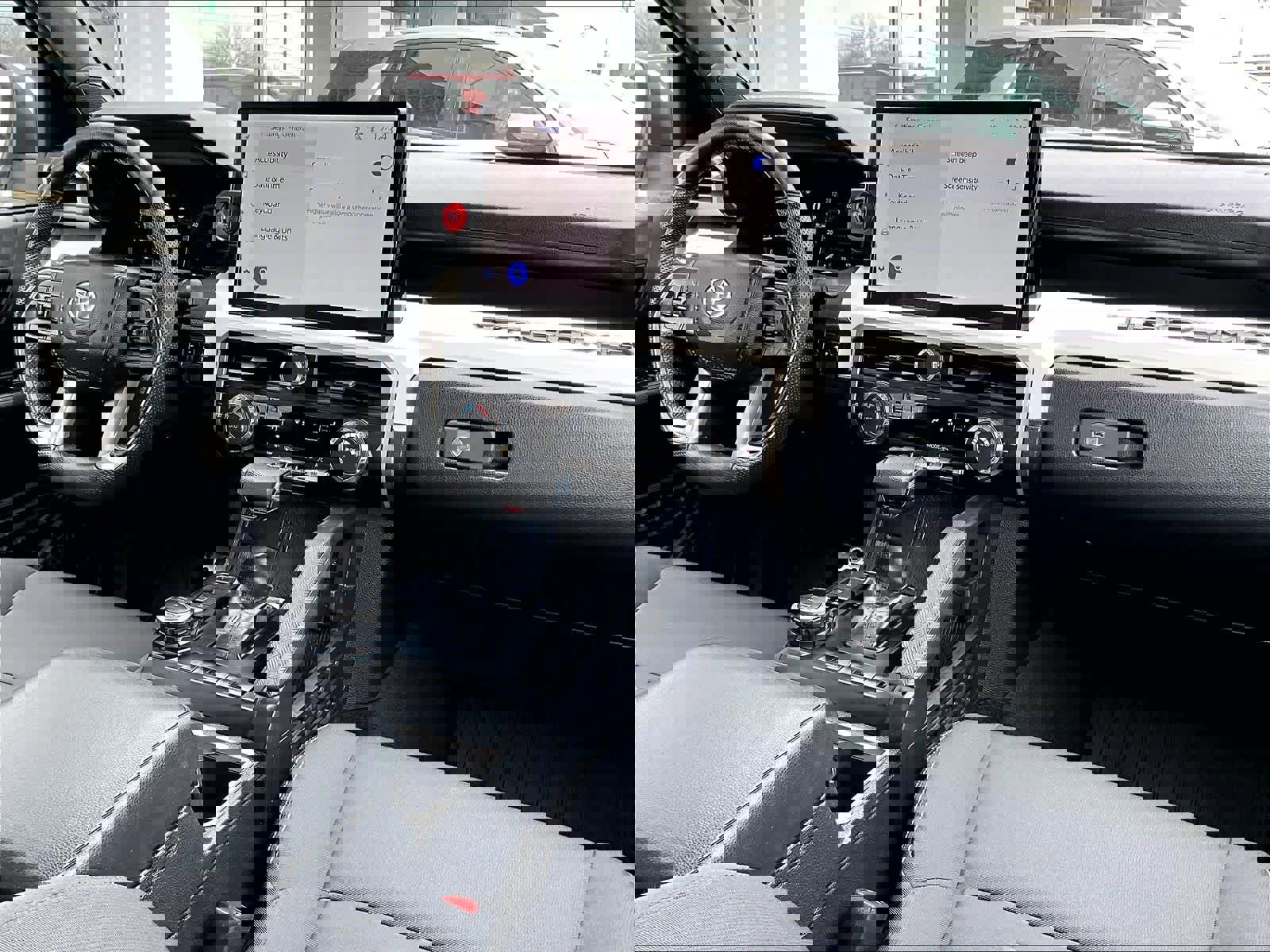 Used 2024 Toyota Tacoma TRD Sport w/ TRD Sport Upgrade Package image 14