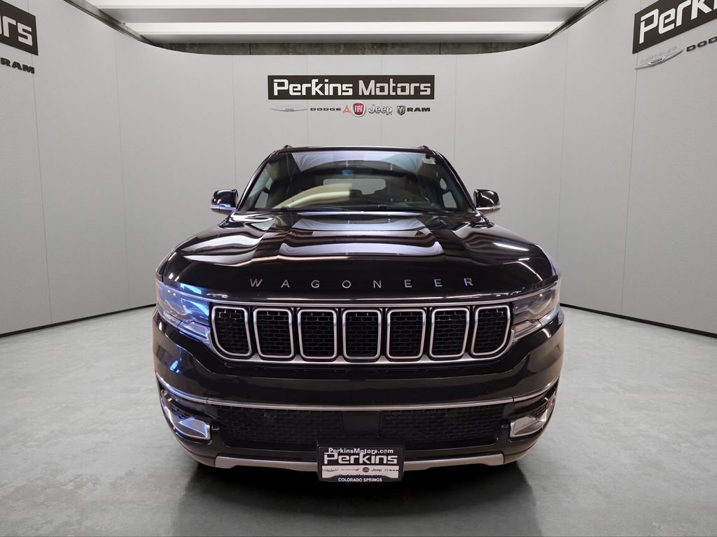 Used 2023 Jeep Wagoneer Series III w/ Preferred Equipment Group image 8