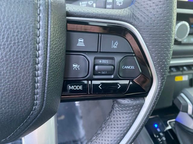 Certified 2023 Toyota Sequoia Platinum image 24