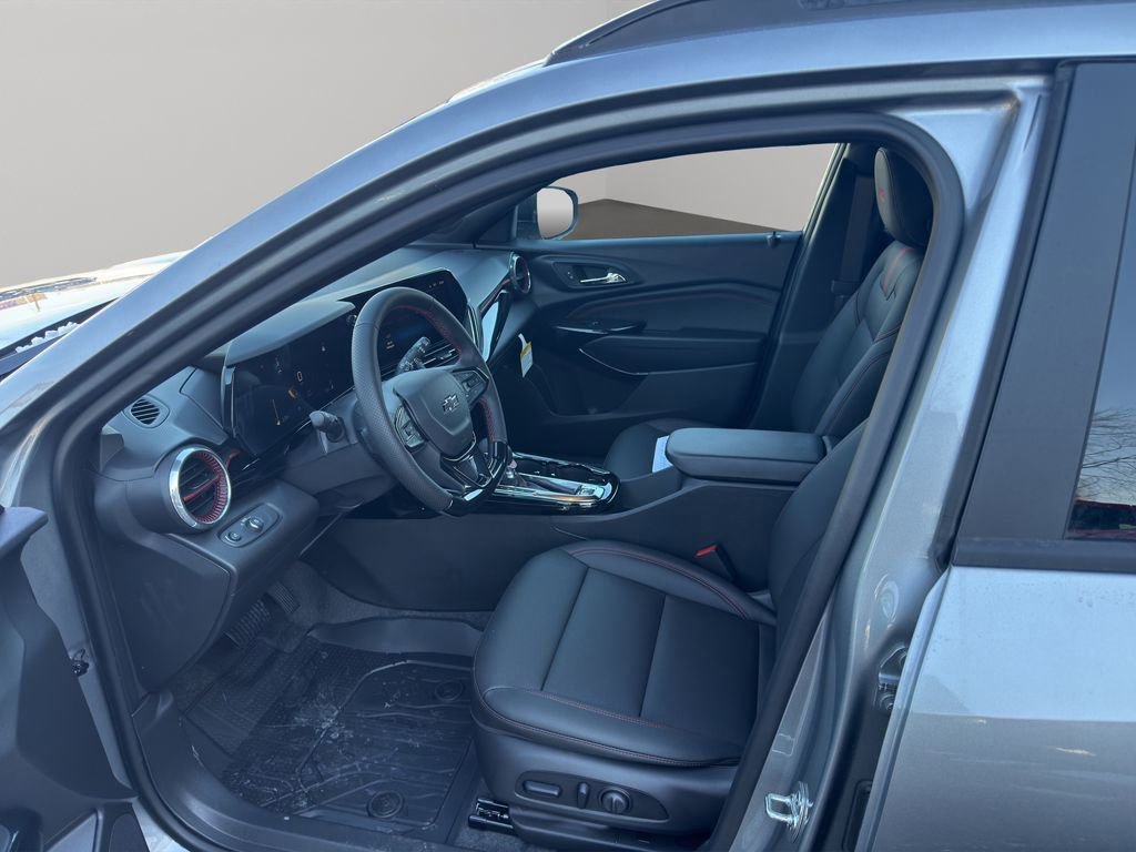 New 2026 Chevrolet Trax RS w/ Sunroof Package image 10