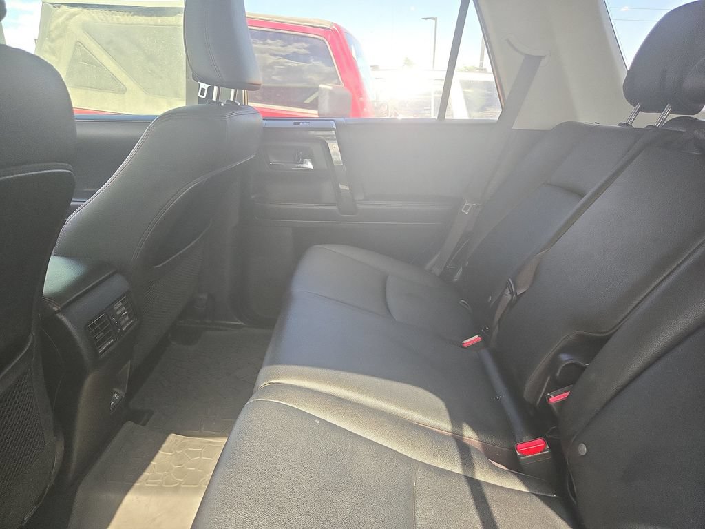 Used 2022 Toyota 4Runner TRD Pro AWD/4WD image 4