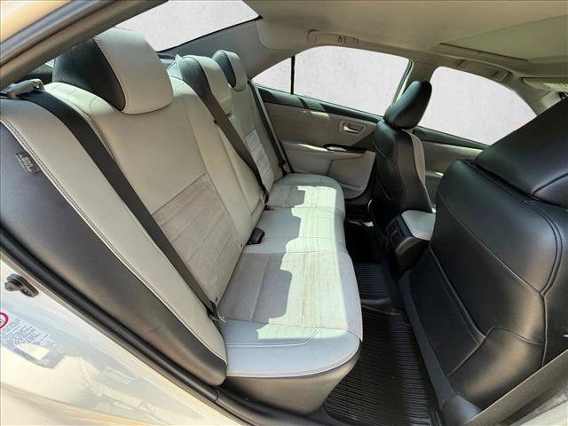 Used 2015 Toyota Camry XSE w/ Moonroof Package FWD image 19