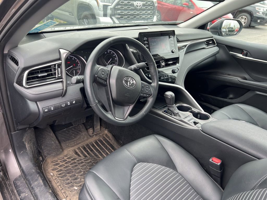 Used 2024 Toyota Camry SE w/ Cold Weather Package AWD/4WD image 6