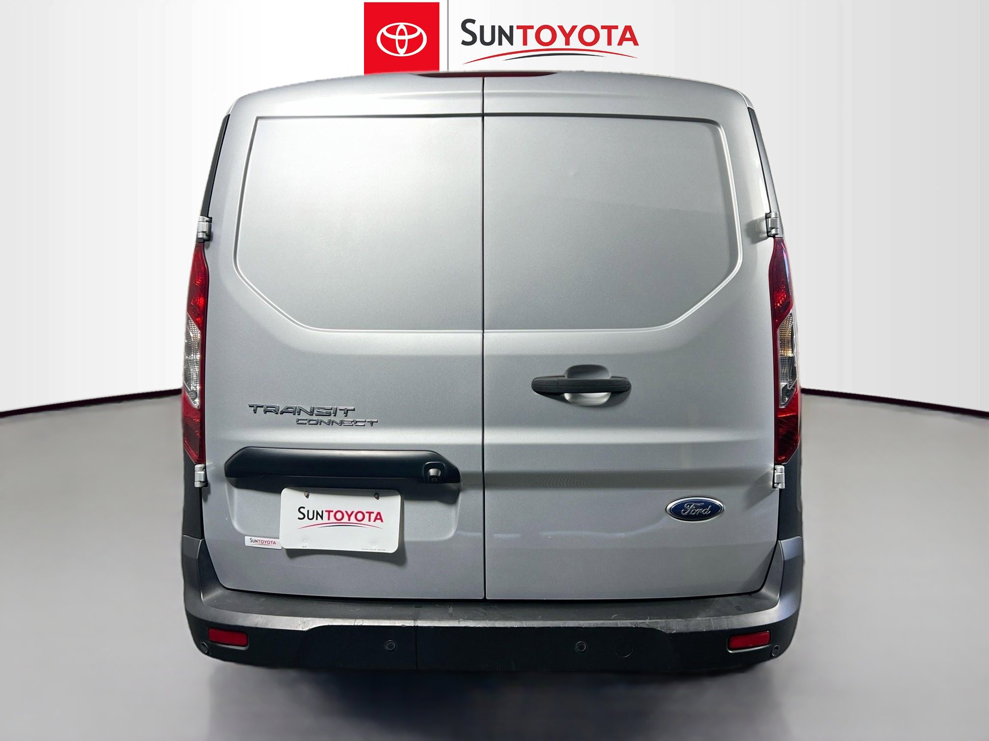 Used 2022 Ford Transit Connect XL image 5