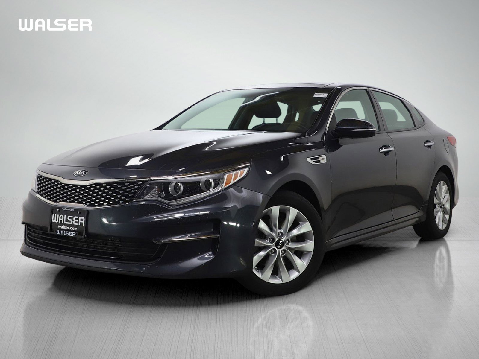 Used 2017 Kia Optima EX w/ Premium Package image 1
