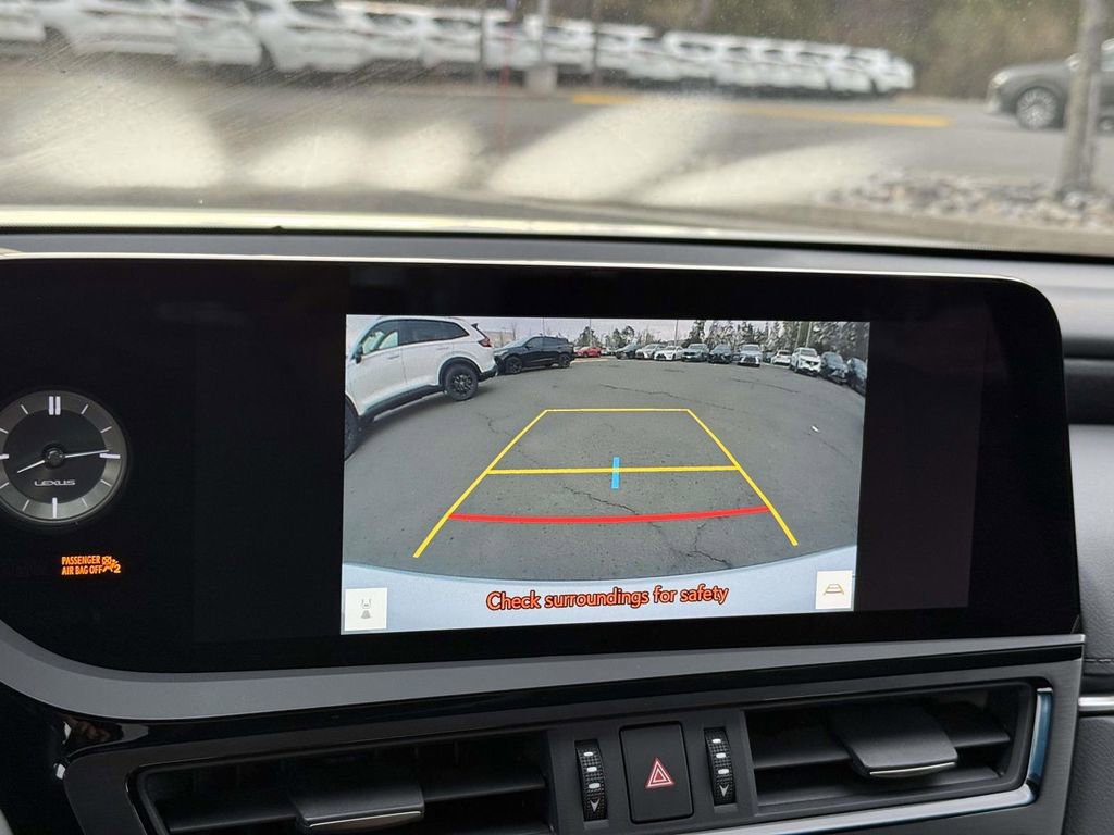 Used 2025 Lexus ES 350 Premium w/ Premium Package image 12