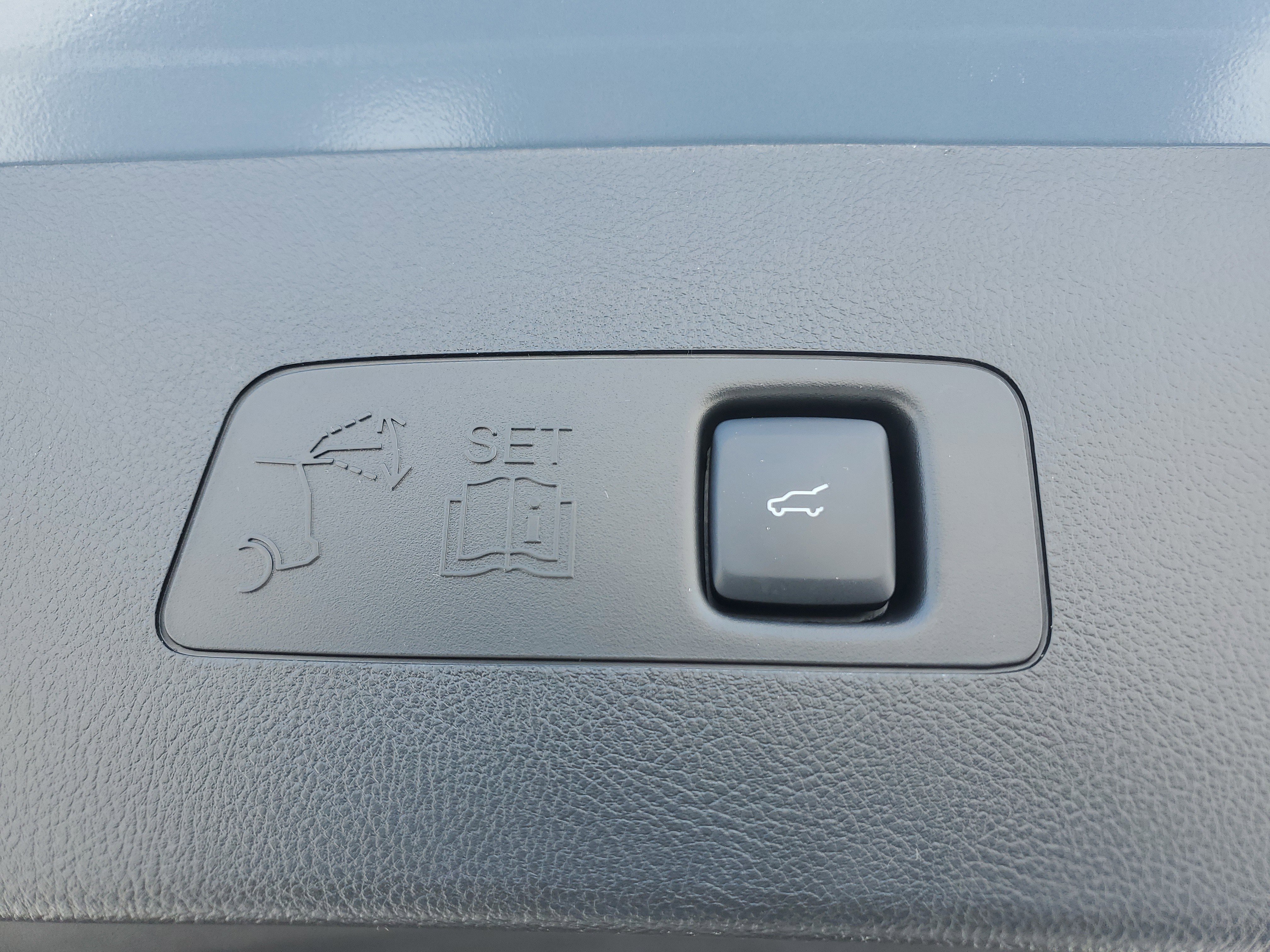 New 2026 Lincoln Corsair Premiere image 30