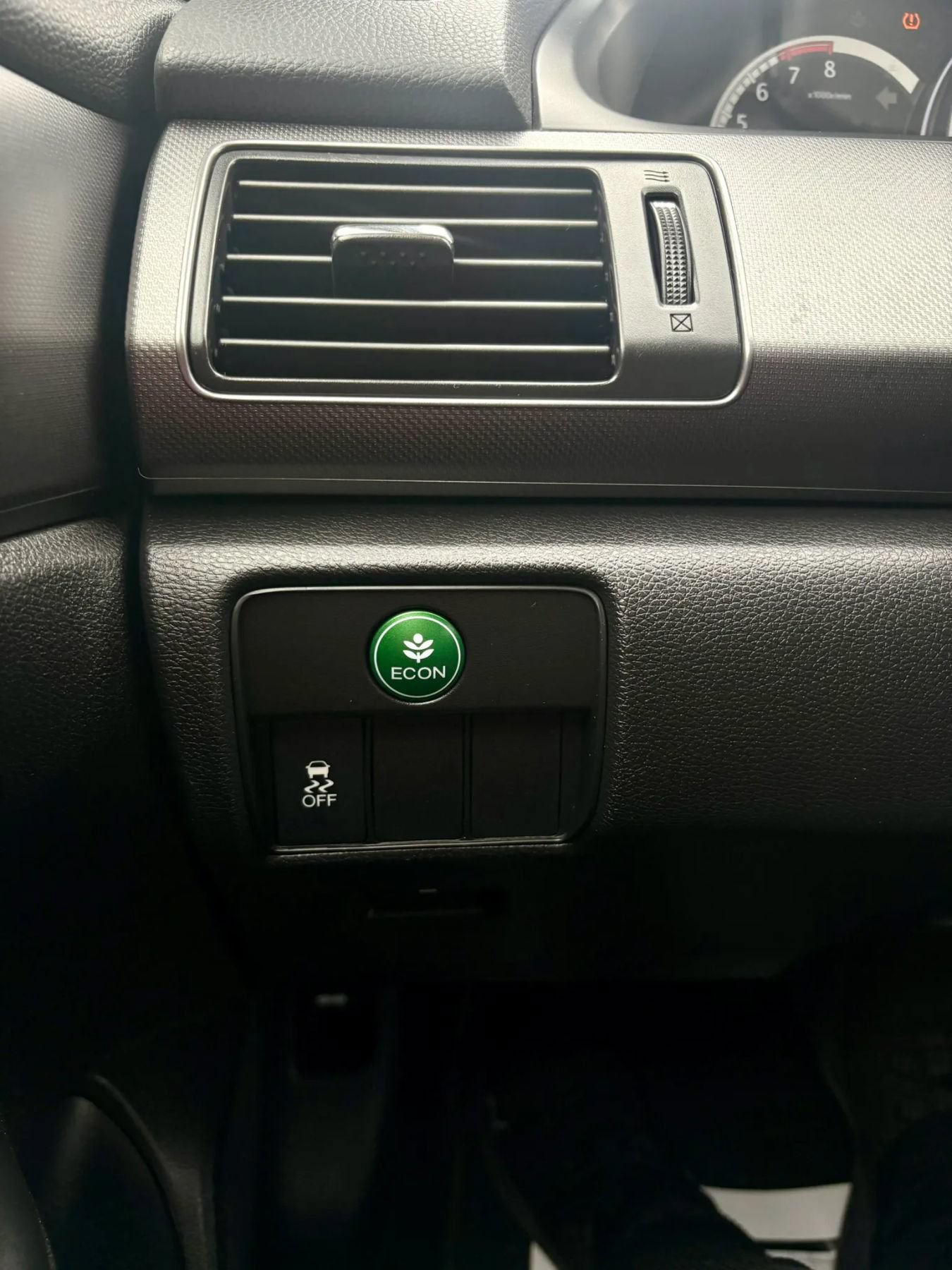 Used 2013 Honda Accord LX image 30