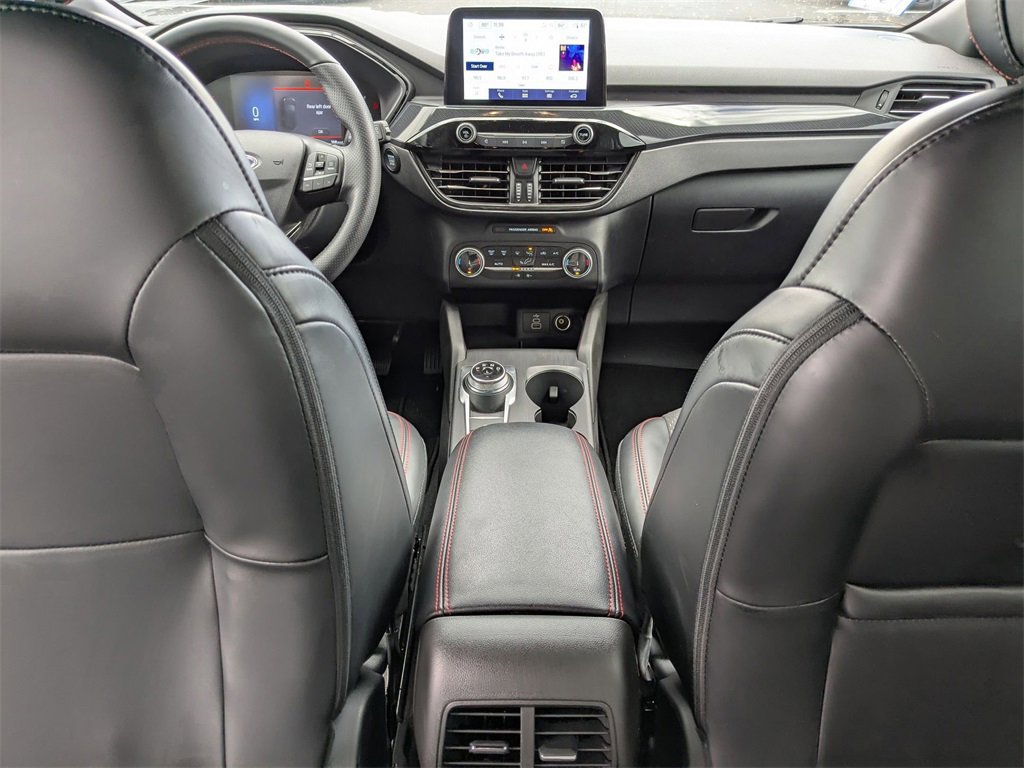 Used 2025 Ford Escape ST-Line image 31
