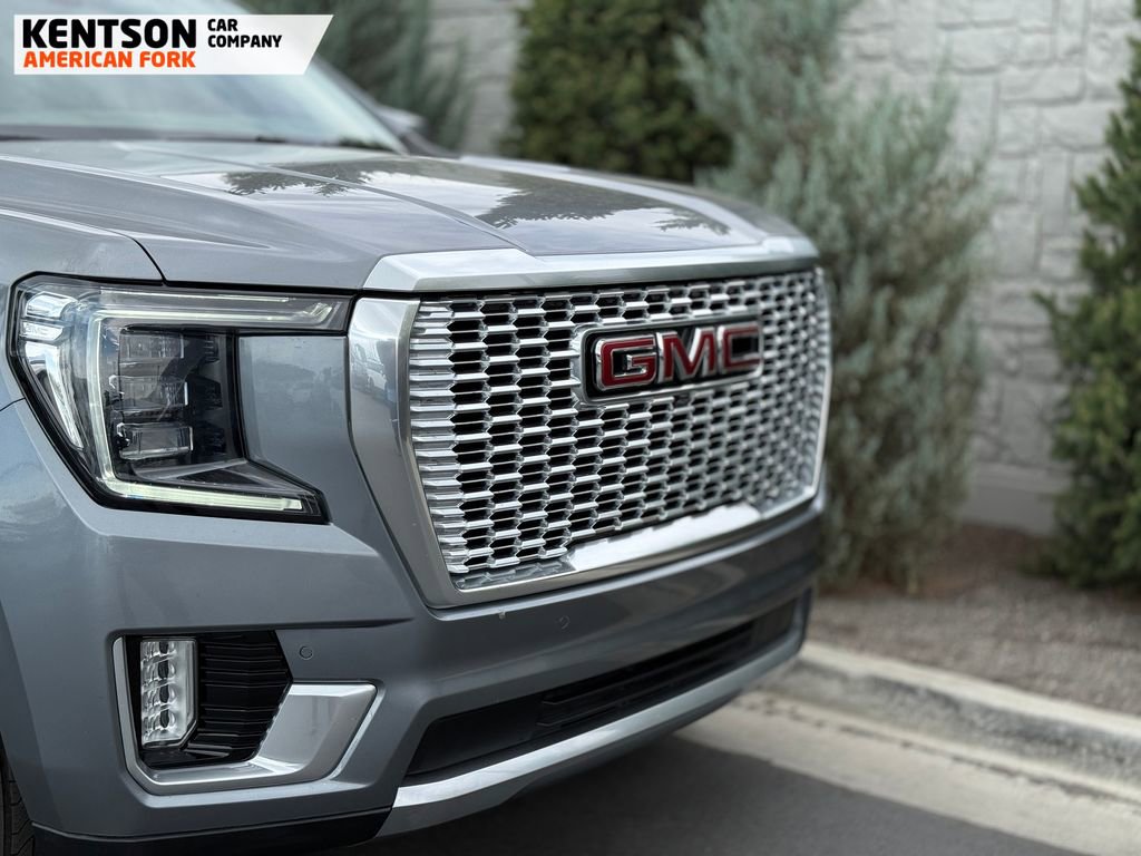 Used 2021 GMC Yukon Denali w/ Denali Premium Package image 14