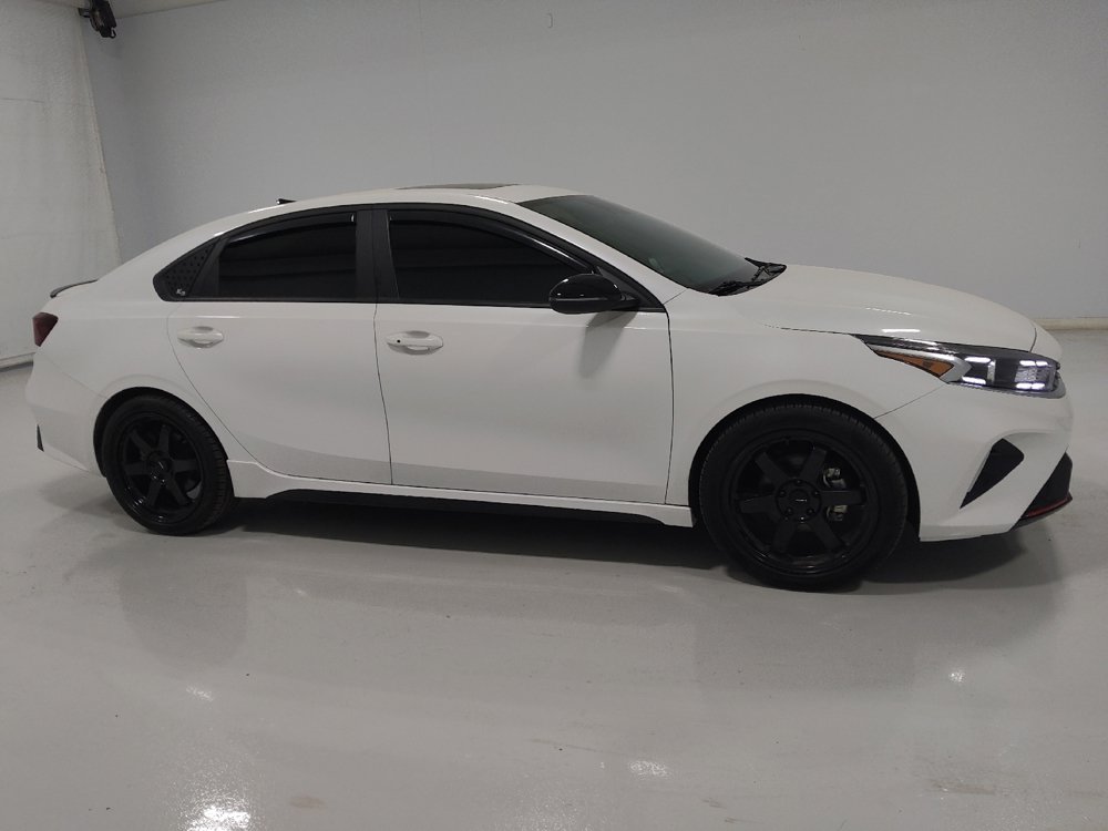 Used 2023 Kia Forte GT-Line w/ GT-Line Premium Package FWD image 11