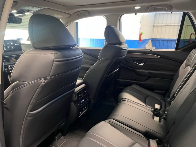 Used 2026 Honda Pilot Elite image 17
