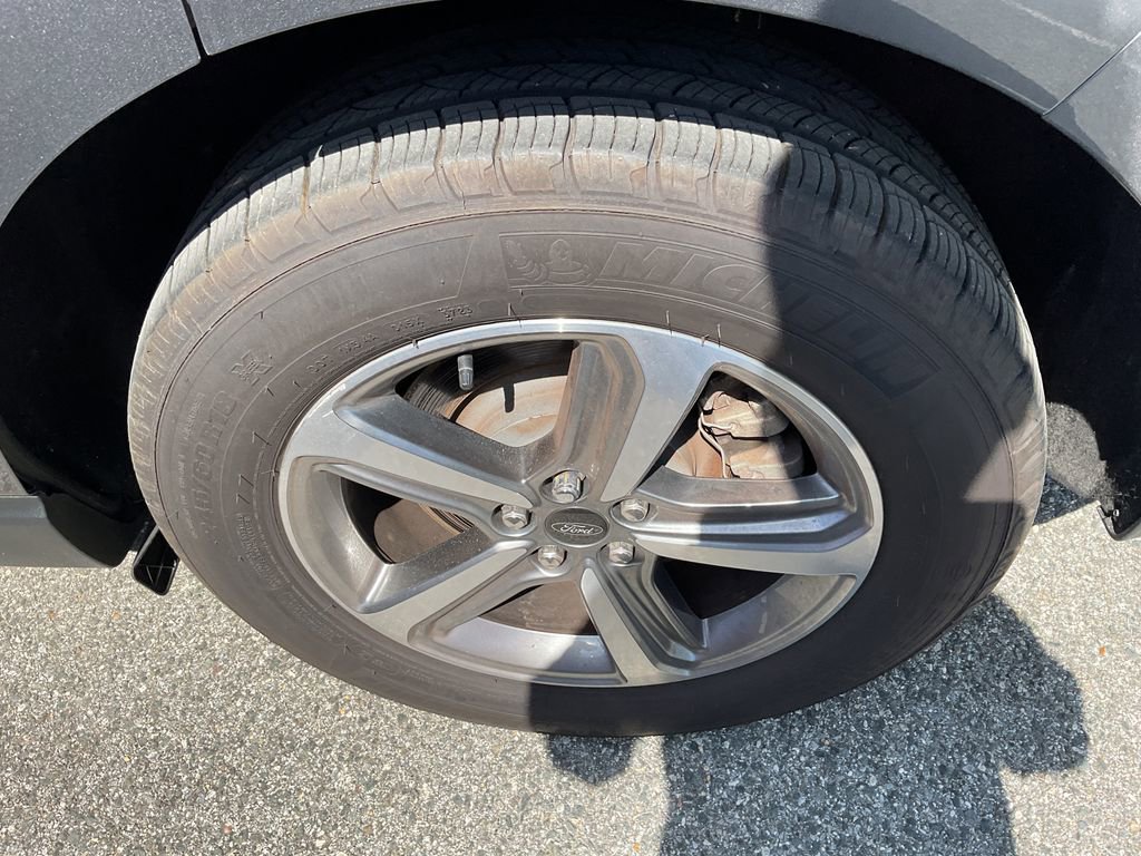 Used 2024 Ford Edge SEL w/ Convenience Package AWD/4WD image 5