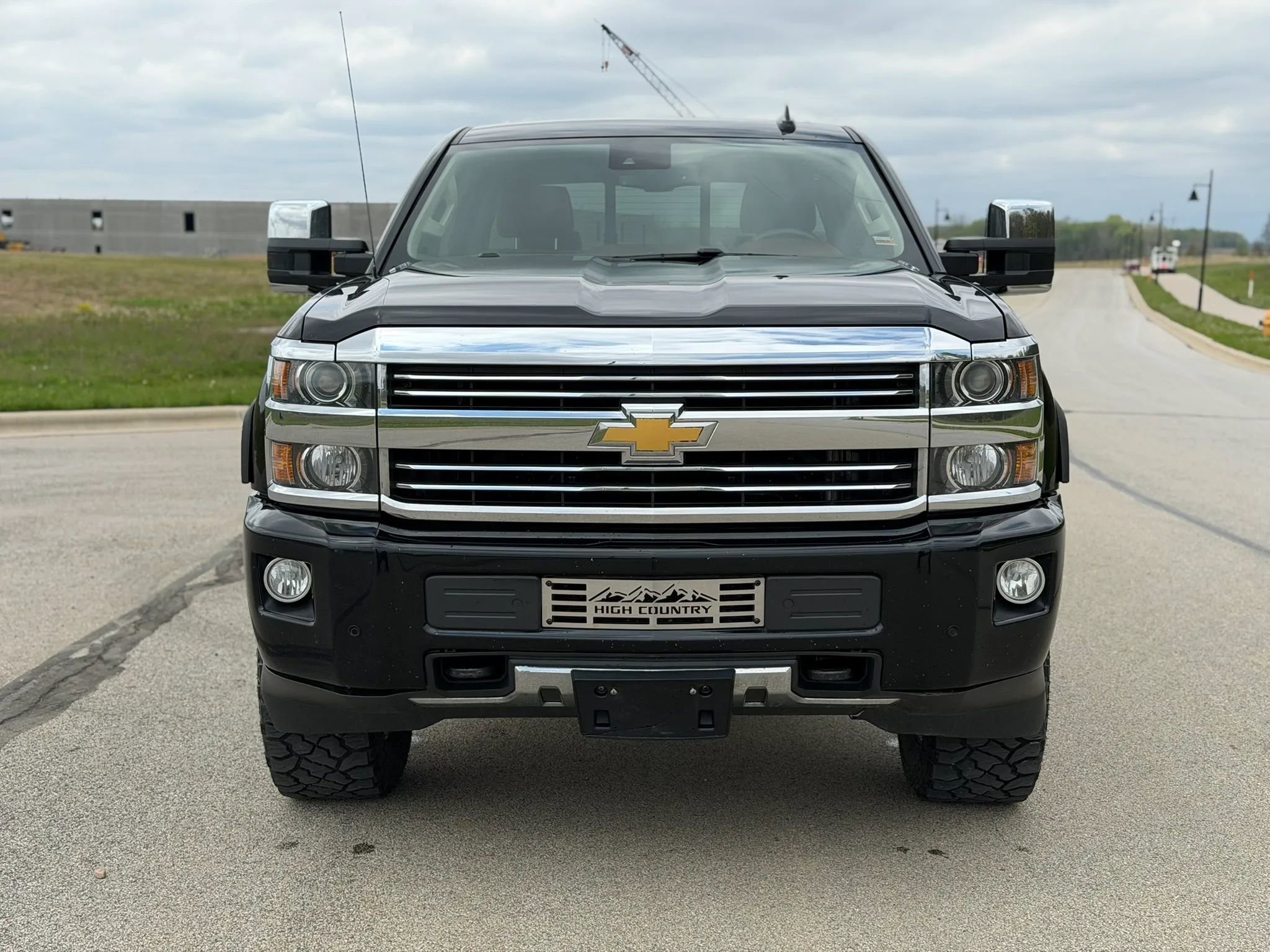 Used 2015 Chevrolet Silverado 2500 High Country AWD/4WD image 2