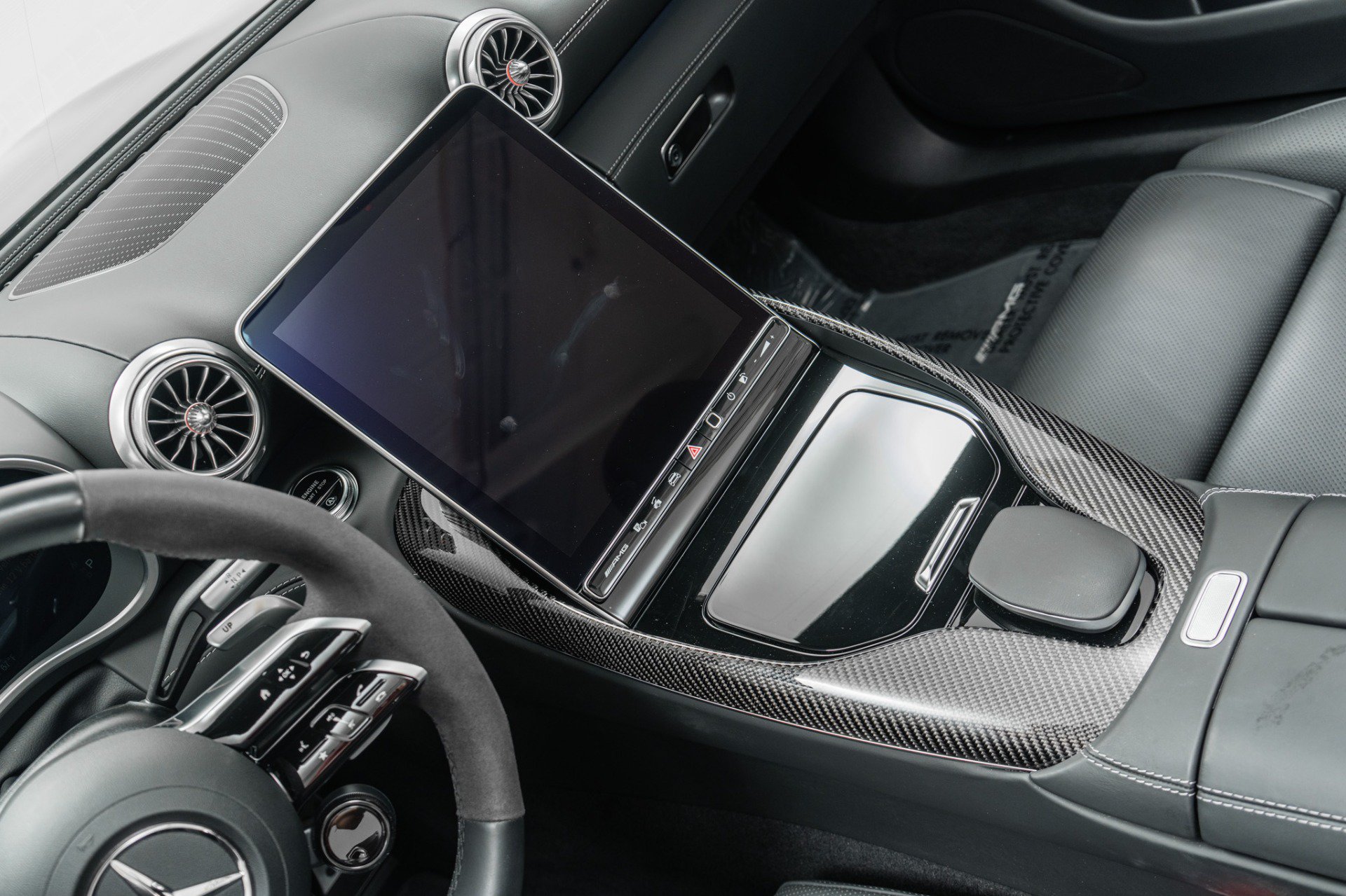 Used 2023 Mercedes-Benz SL 63 AMG 4MATIC image 28