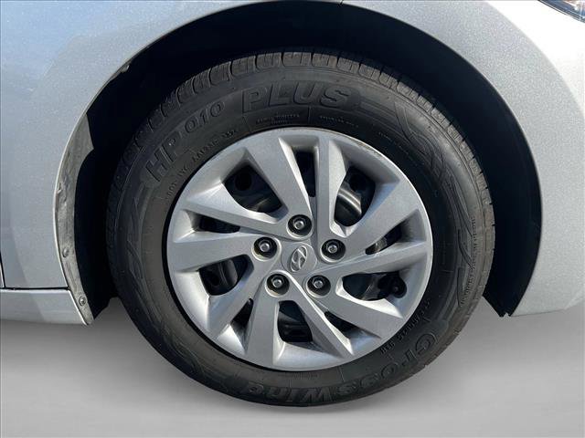 Used 2018 Hyundai Elantra SE w/ SE Connectivity Package 04 image 25