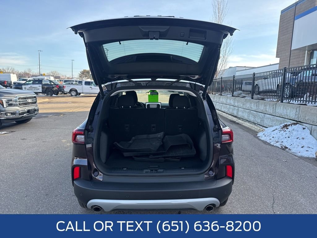Used 2023 Ford Escape Active w/ Tech Pack #2 image 40
