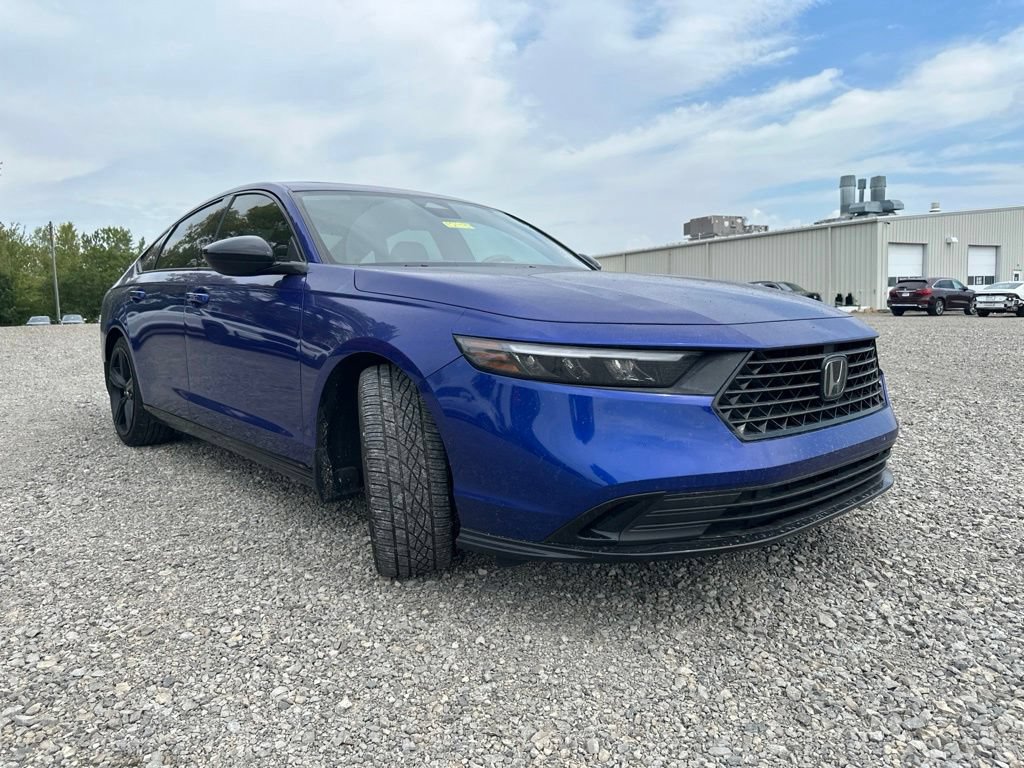 Used 2024 Honda Accord Sport image 13