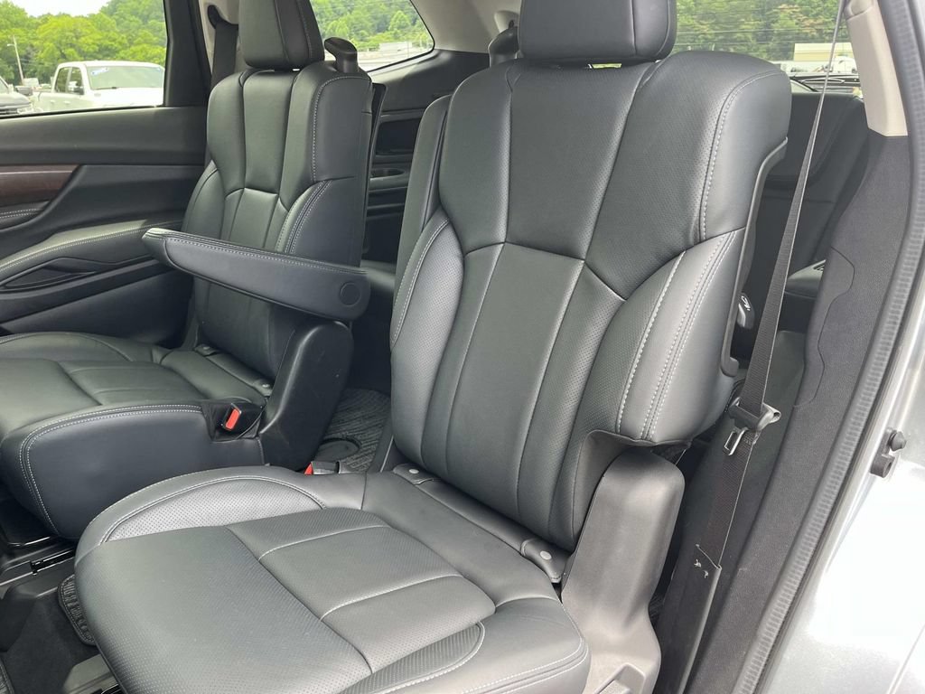 Certified 2025 Subaru Ascent Touring AWD/4WD image 20