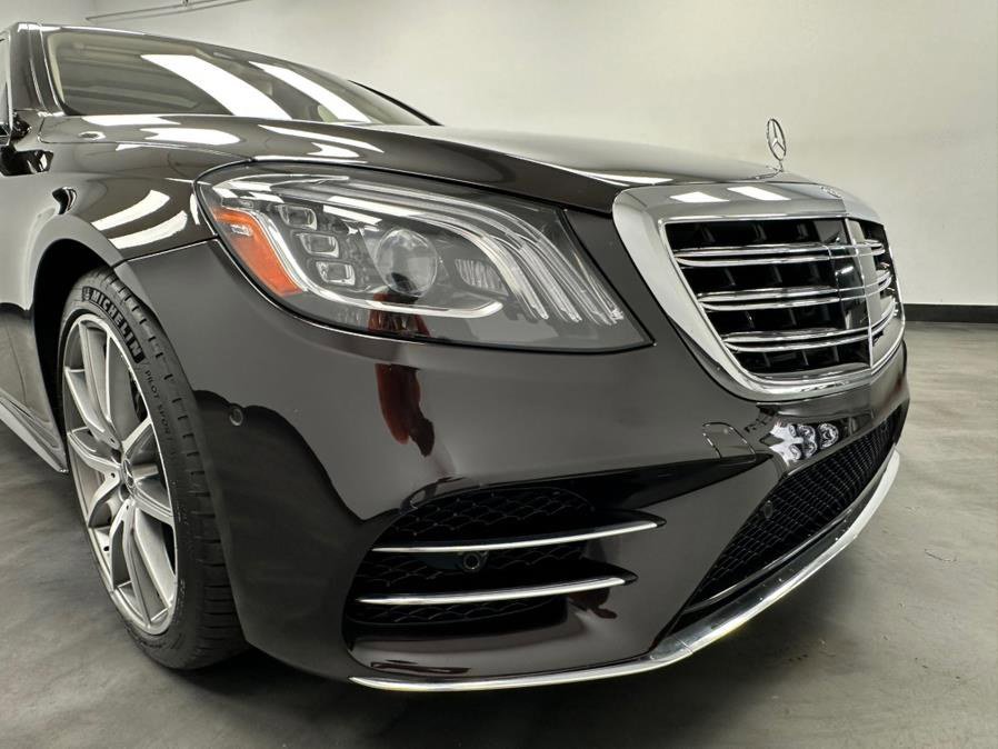 Used 2018 Mercedes-Benz S 560 4MATIC Sedan w/ AMG Line Exterior image 22