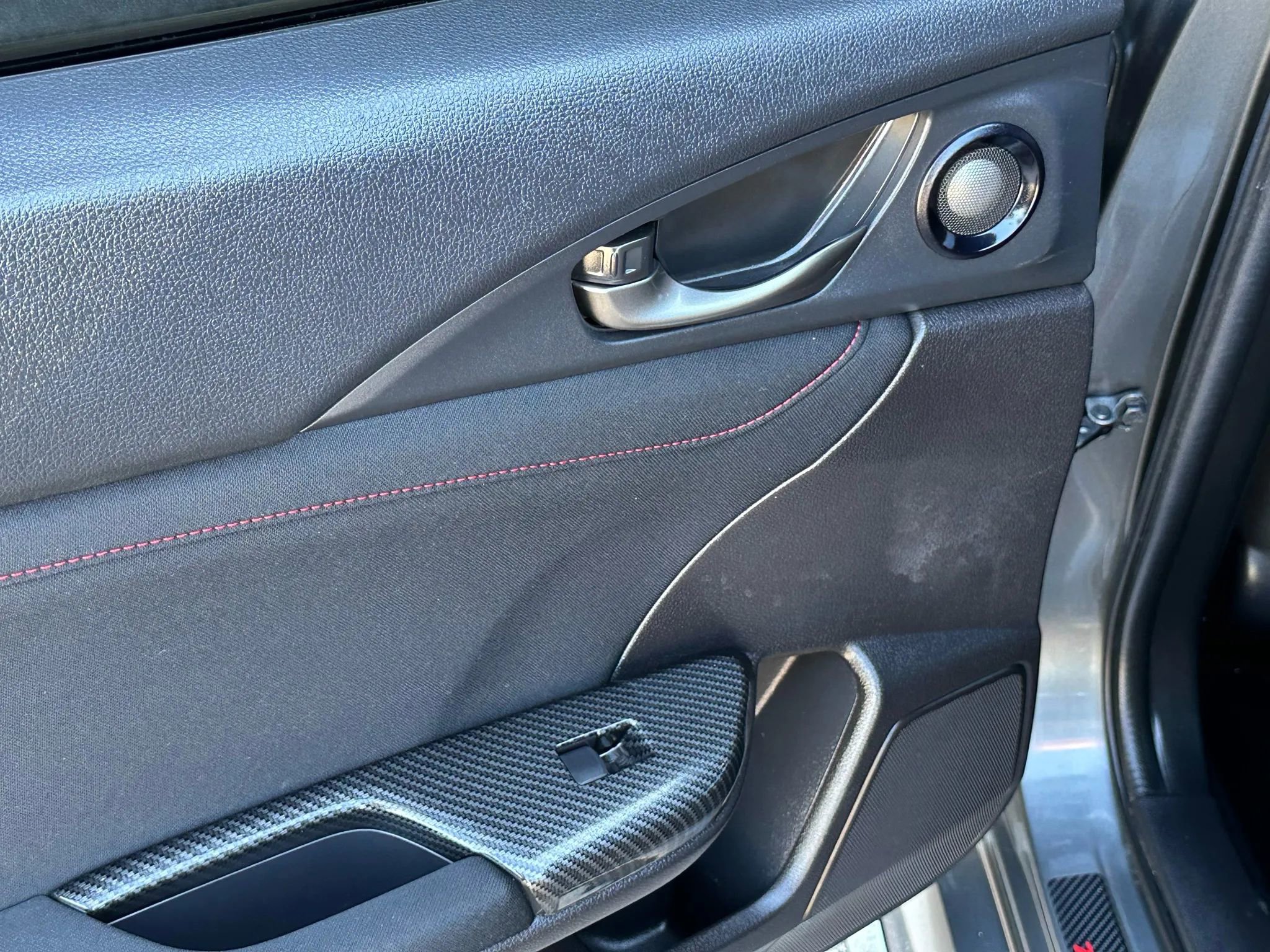Used 2019 Honda Civic Type R image 17