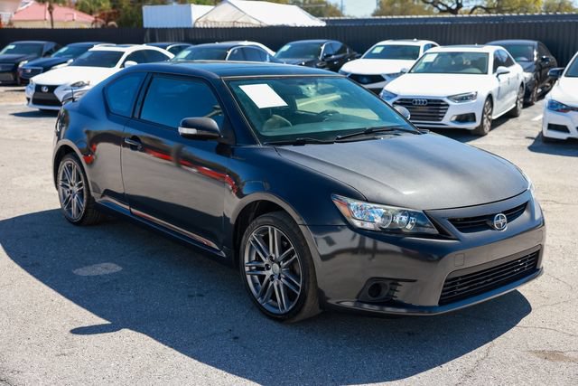 Used 2013 Scion tC FWD image 18