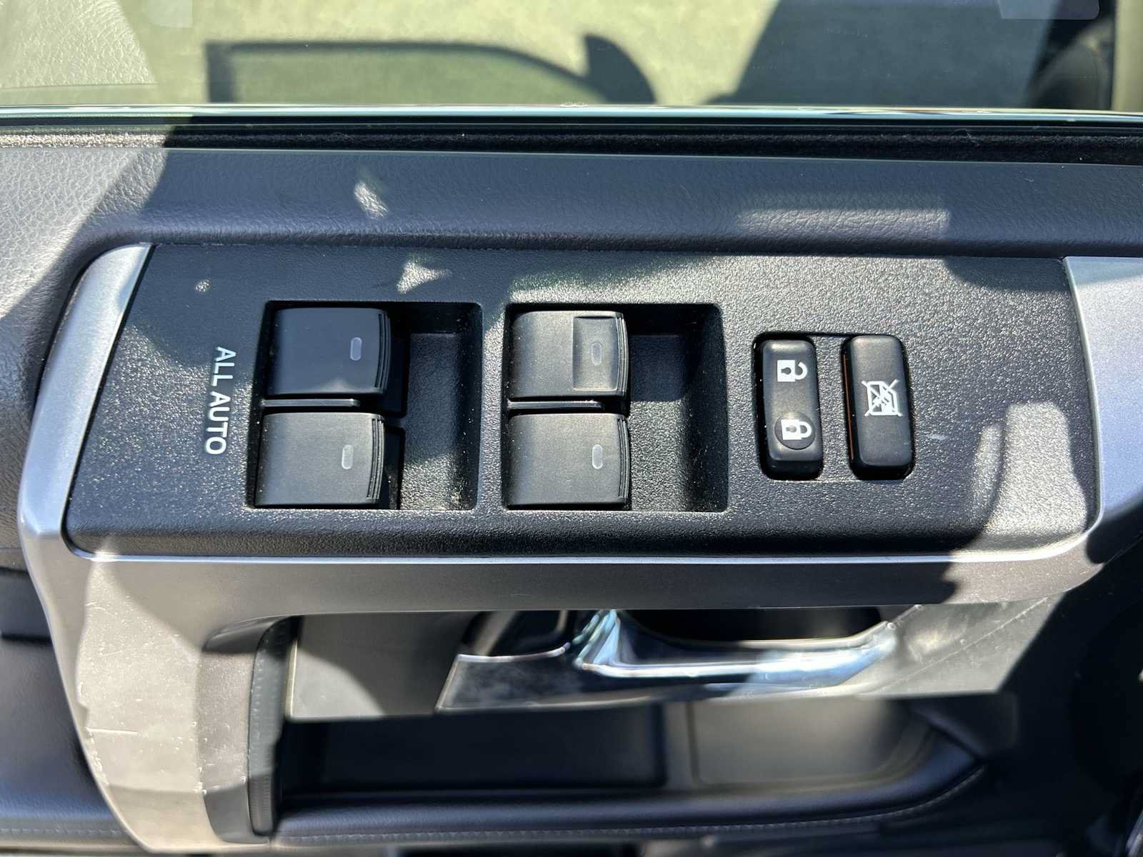 Used 2022 Toyota 4Runner Limited RWD image 15
