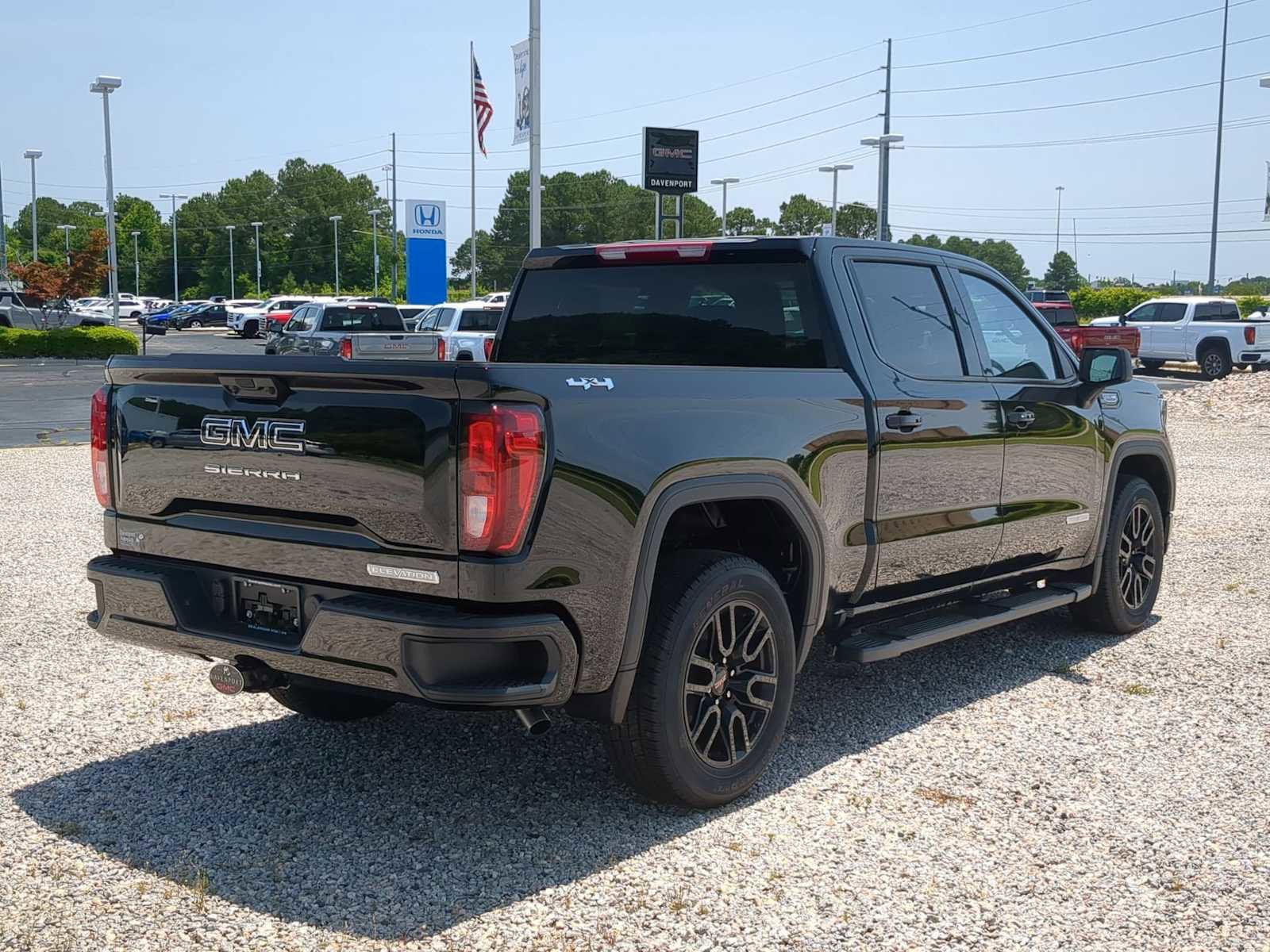 New 2025 GMC Sierra 1500 Elevation w/ LPO, Elevation Black Package image 8