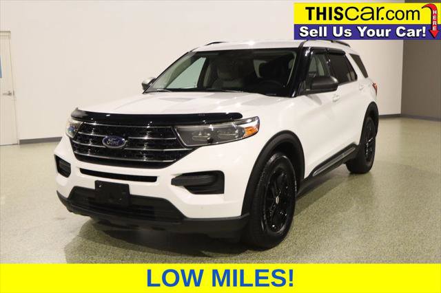 Used 2020 Ford Explorer XLT RWD image 3