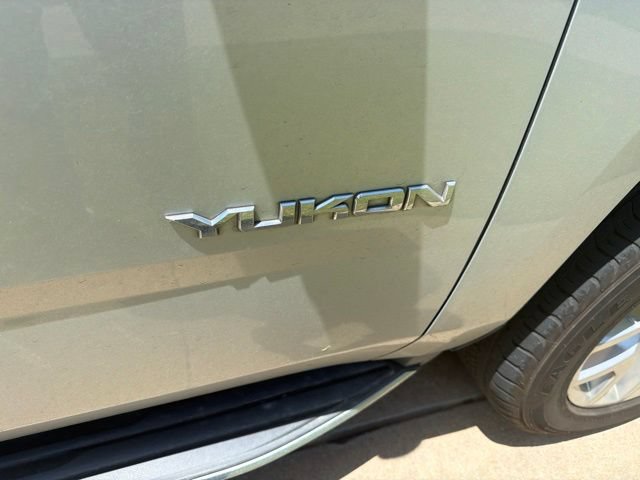 Used 2015 GMC Yukon SLE w/ Convenience Package AWD/4WD image 3