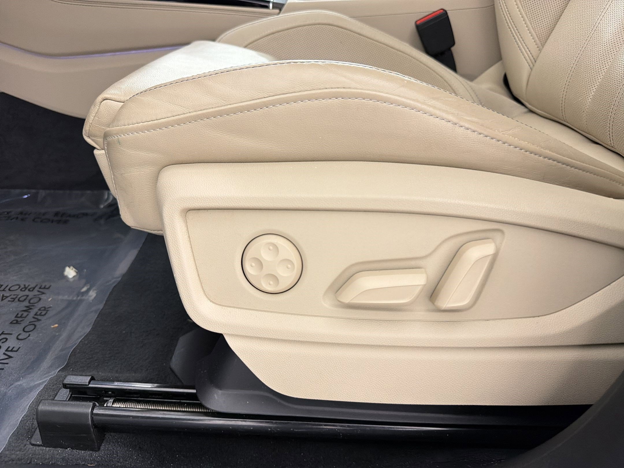 Used 2023 Audi Q5 e Premium Plus w/ Premium Plus Package AWD/4WD image 13
