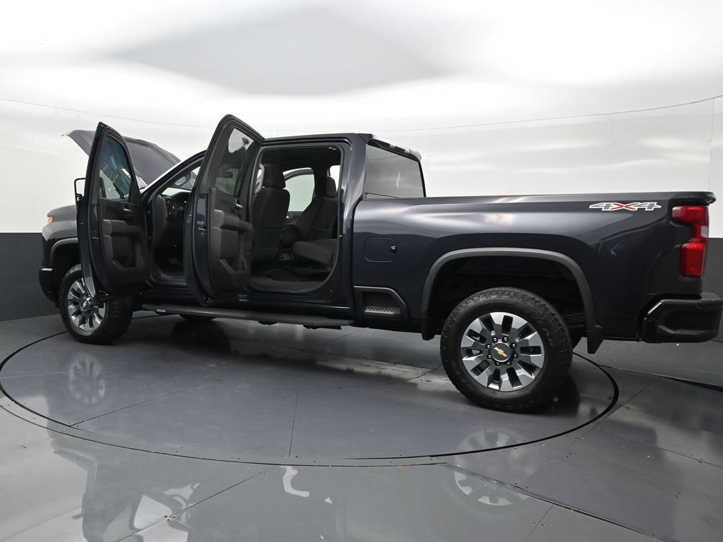 Used 2024 Chevrolet Silverado 2500 Custom w/ Custom Value Package AWD/4WD image 32