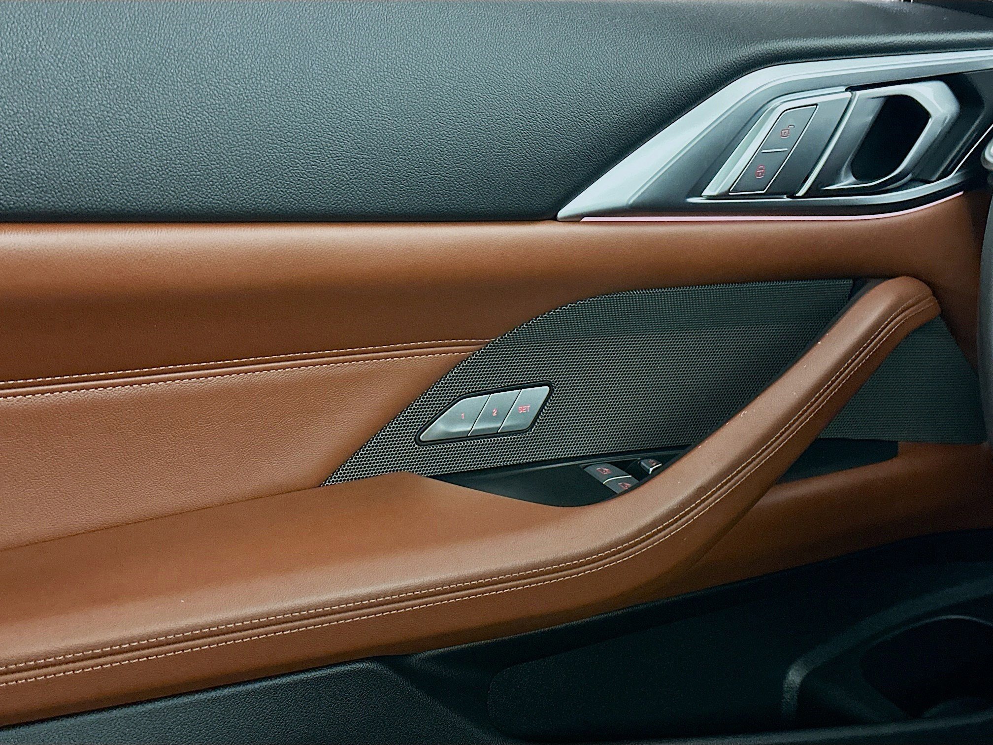 Used 2025 BMW M4 Competition w/ Executive Package image 15