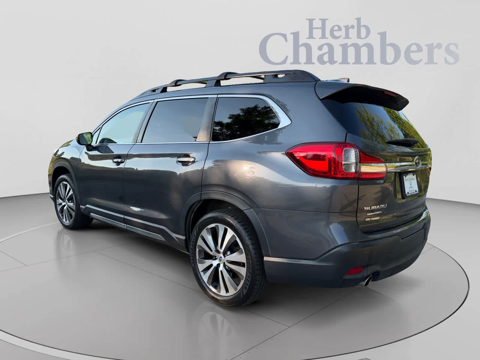 Used 2020 Subaru Ascent Limited w/ Technology Package AWD/4WD image 3