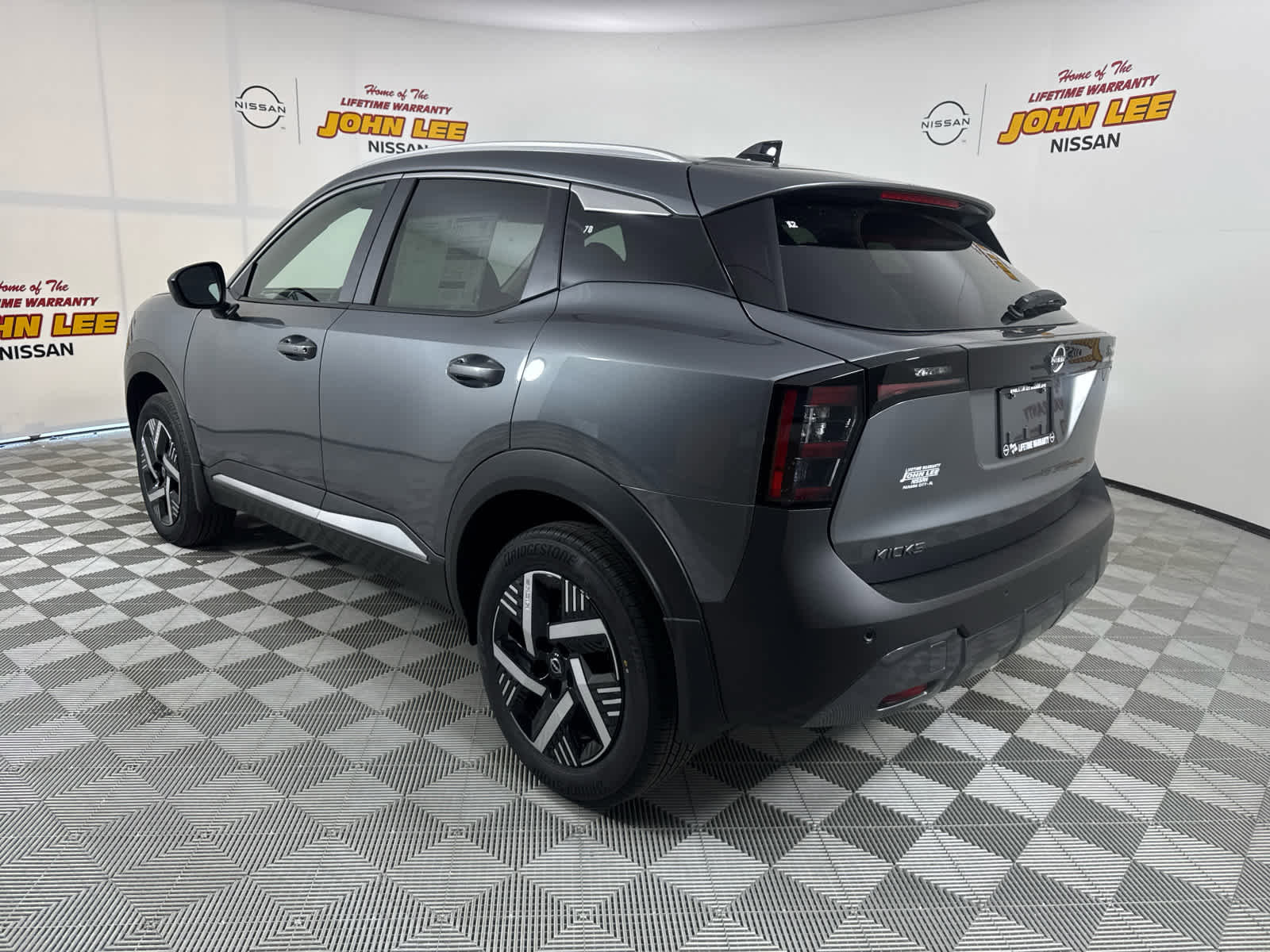 New 2026 Nissan Kicks SV w/ Illumination Package image 3