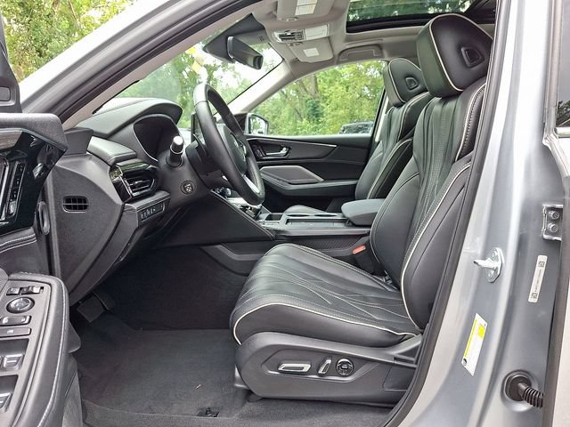 Certified 2026 Acura MDX w/ Advance Package AWD/4WD image 15