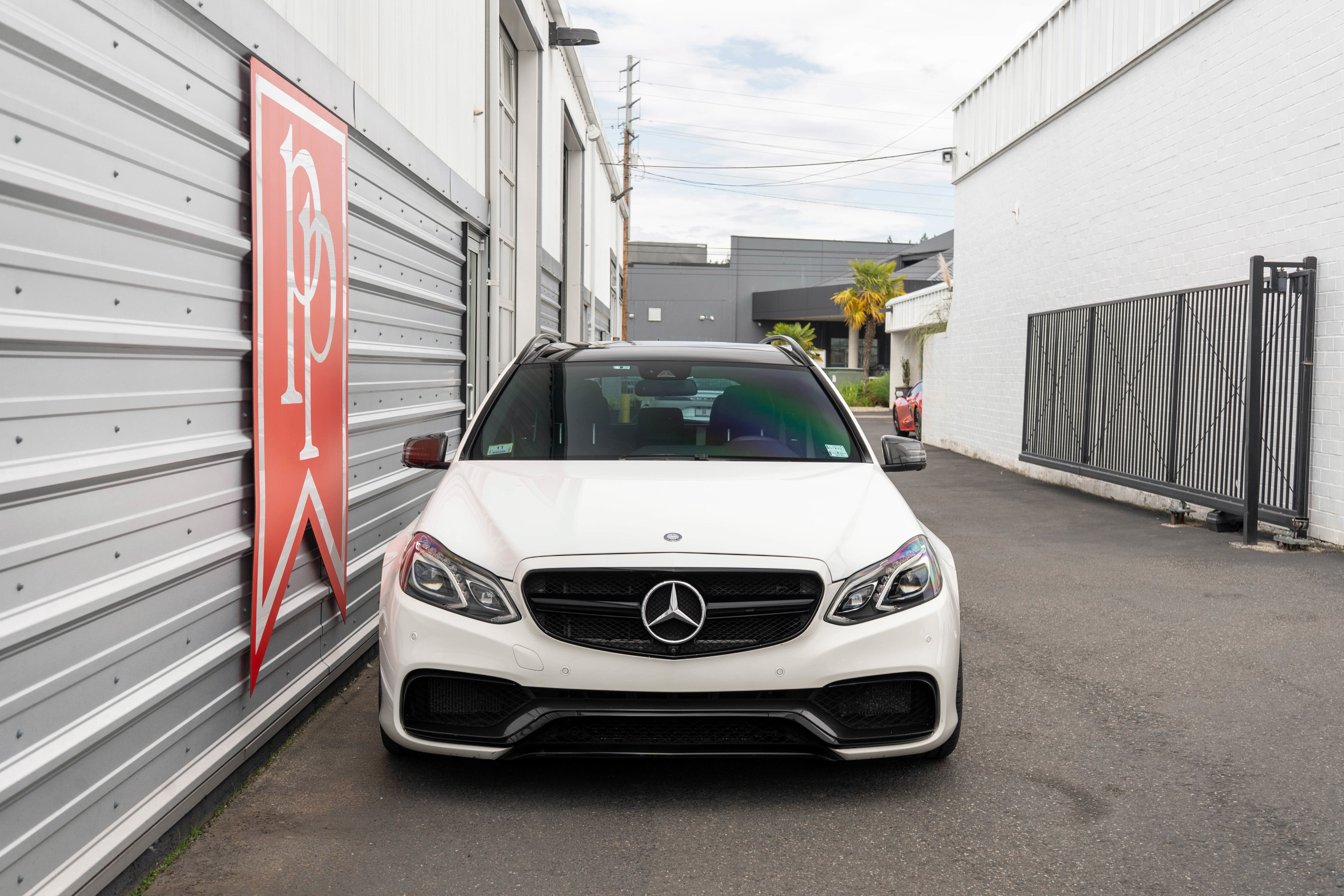 Used 2014 Mercedes-Benz E 63 AMG S-Model image 39