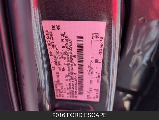 Used 2016 Ford Escape Titanium FWD image 31