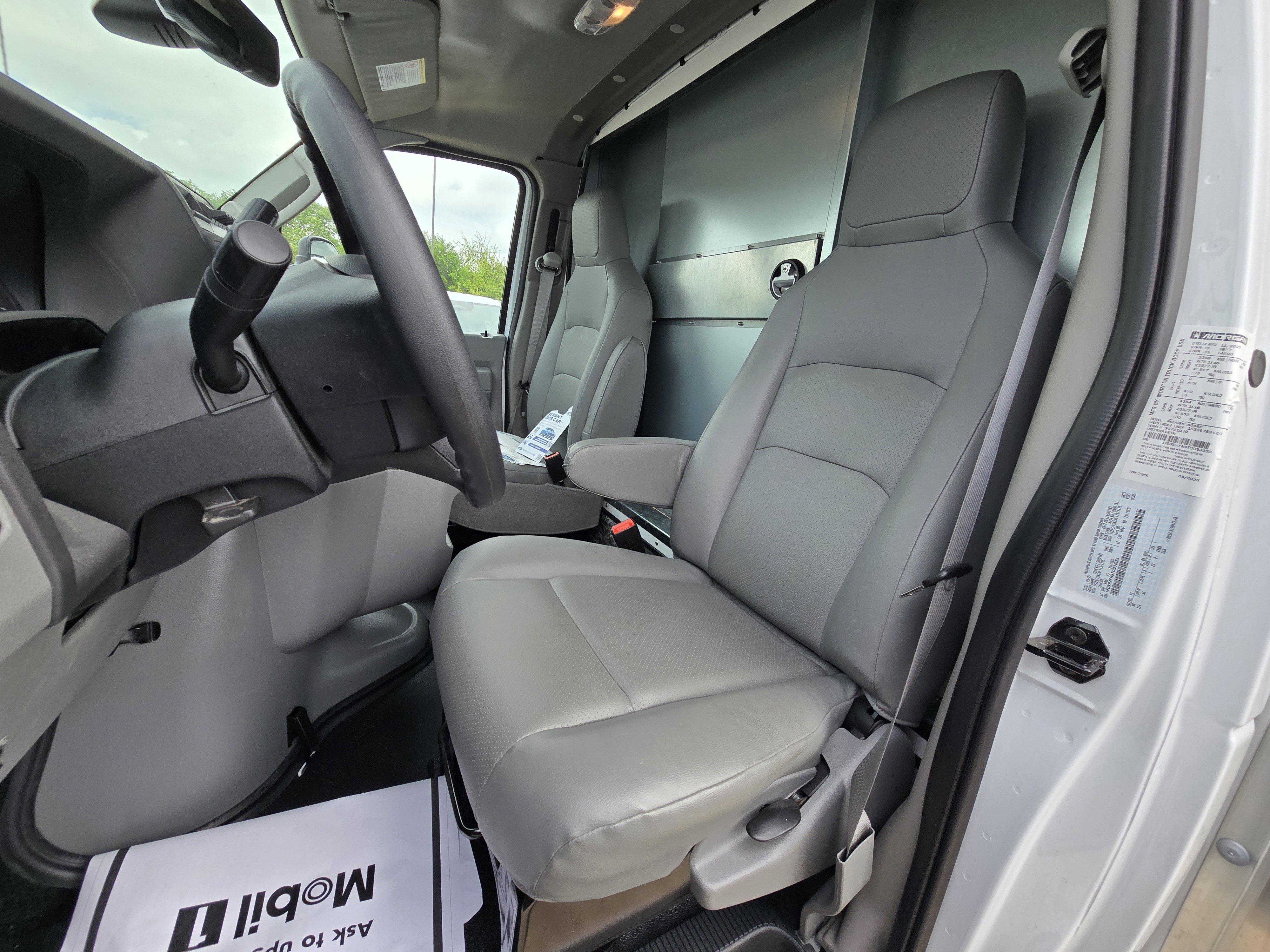New 2026 Ford E-450 and Econoline 450 Super Duty w/ Driver's Safety Package RWD image 14